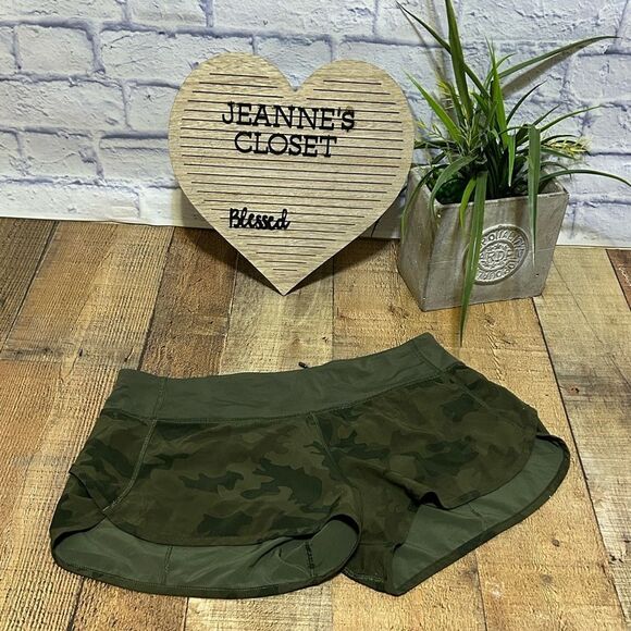 Lululemon Run: Speed Short *4-way Stretch
Savasana Camo Fatigue Green 8 - Picture 9 of 14